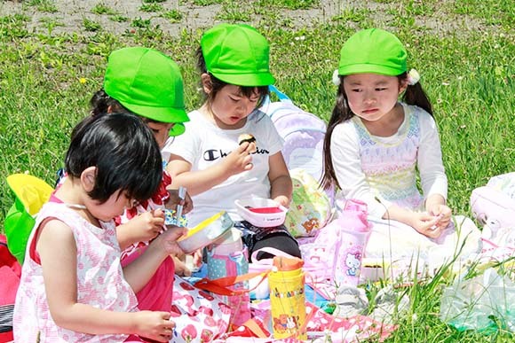 写真：春の遠足