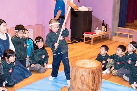写真：おもちつきの会