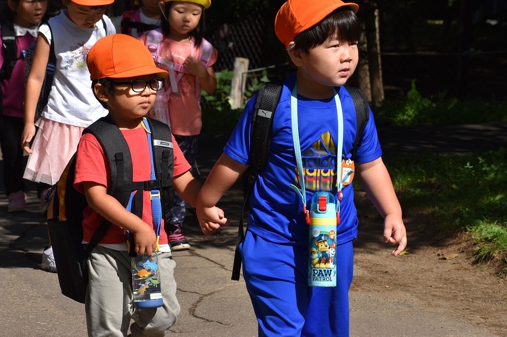 写真：年中少 秋のバス遠足