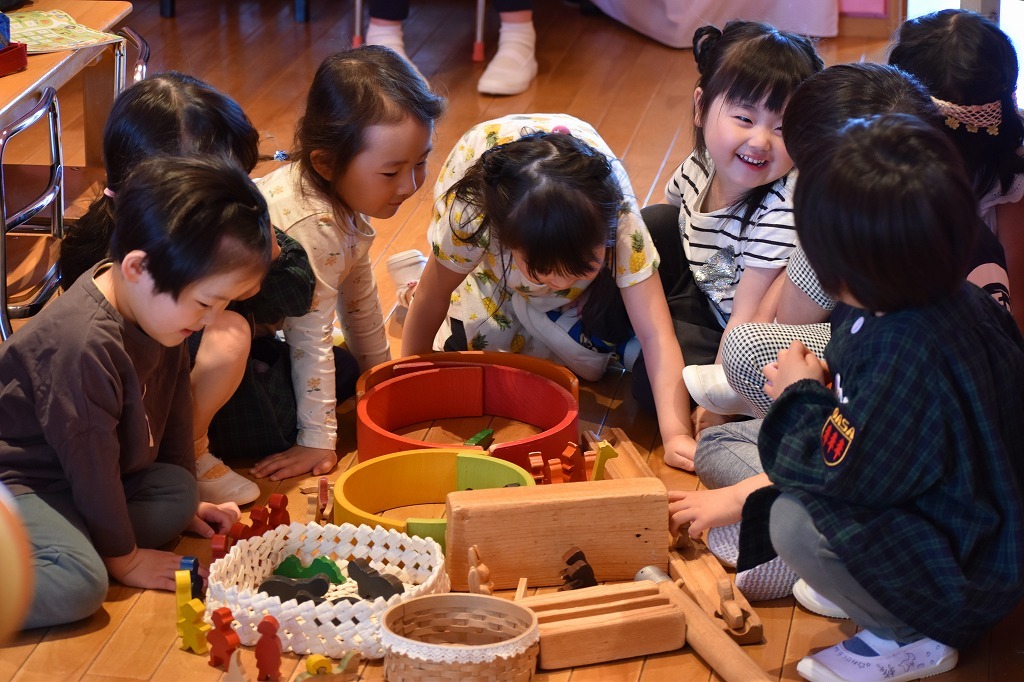 写真：登園 